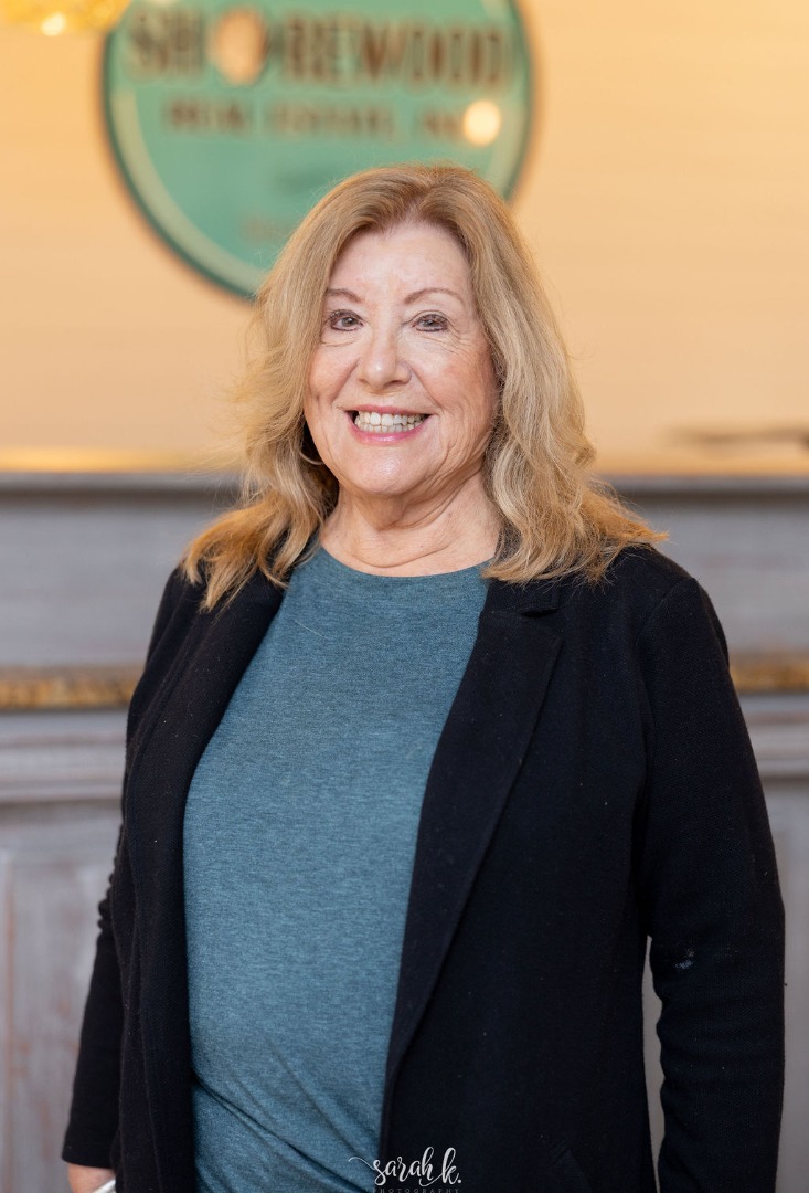 Agent Darlene Larson