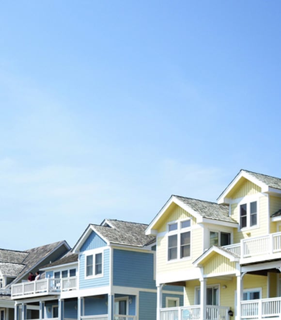 <span>Thinking of</span> Buying or Selling callout